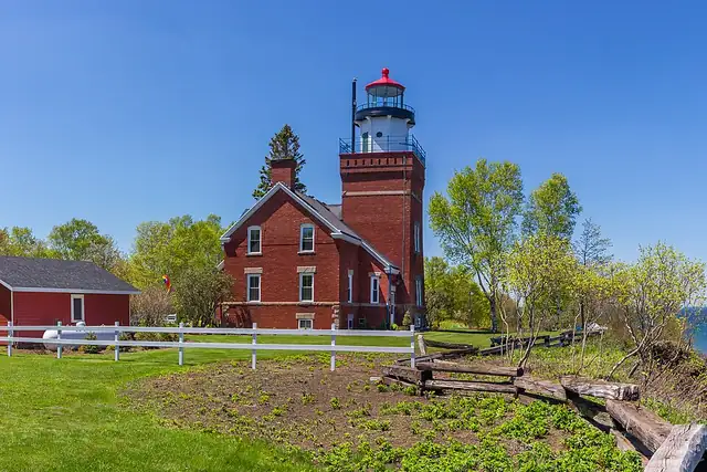 Big Bay Point Lighthouse – Leuchtturm