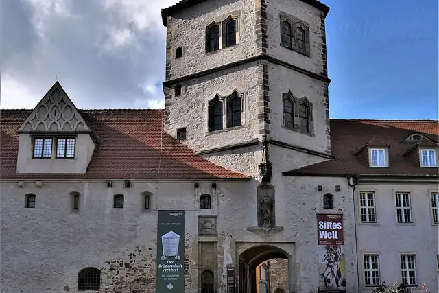 Moritzburg – Burg oder Schloss, bei Halle (Saale)