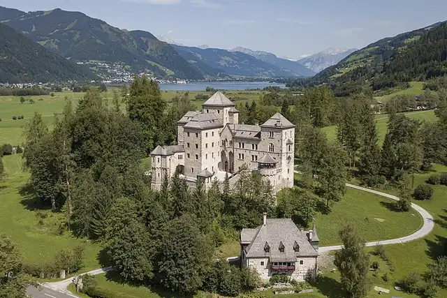 Schloss Fischhorn – Burg oder Schloss, 16 km von Saalfelden am Steinernen Meer