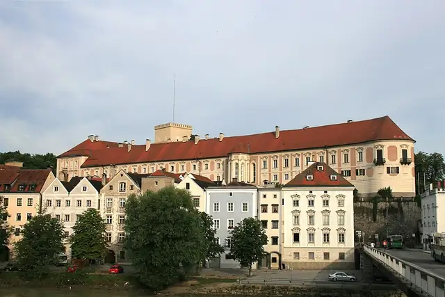 Schloss Lamberg – Burg oder Schloss, bei Steyr