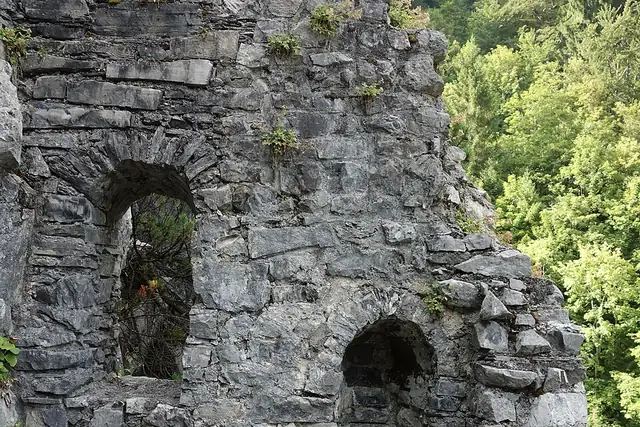 Burgruine Valcastiel – Burg oder Schloss, 6 km von Bludenz
