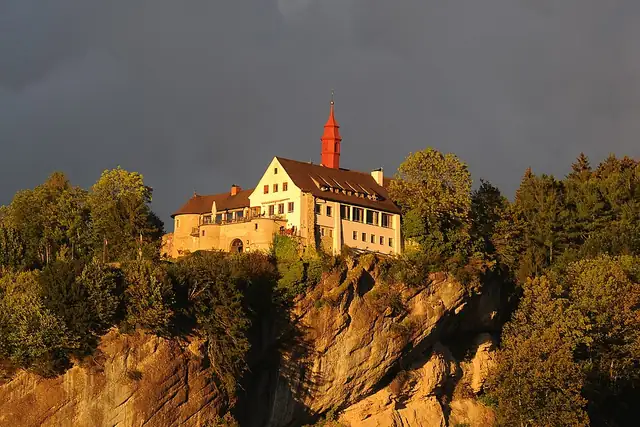 Burg Hohenbregenz – Burg oder Schloss, bei Bregenz