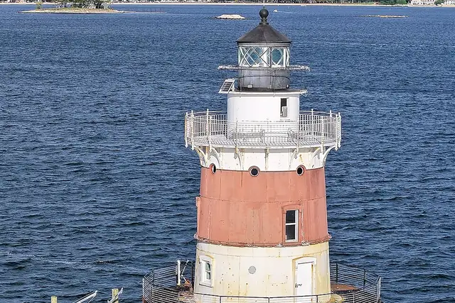 Peck Ledge Light – Leuchtturm, bei East Norwalk