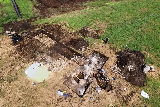 Großsteingrab im Ahlen-Falkenberger Moor – Megalith, 15 km von Langen