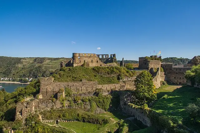 Burg Rheinfels – Burg oder Schloss, 12 km von Boppard