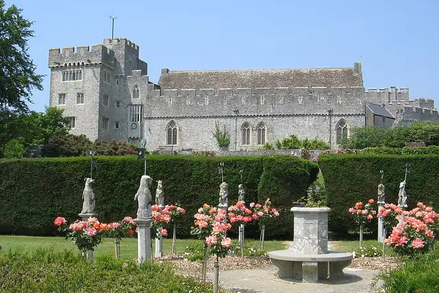 St Donats Castle – Burg oder Schloss, 12 km von Bridgend