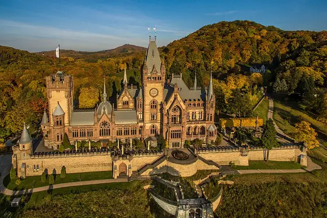 Schloß Drachenburg – Burg oder Schloss, bei Königswinter