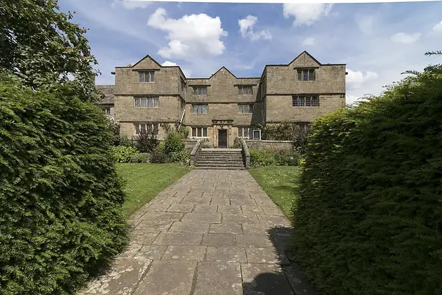 Eyam Hall – Burg oder Schloss, 18 km von Sheffield