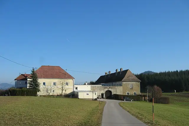 Schloss Zellhof – Burg oder Schloss, 27 km von Amstetten