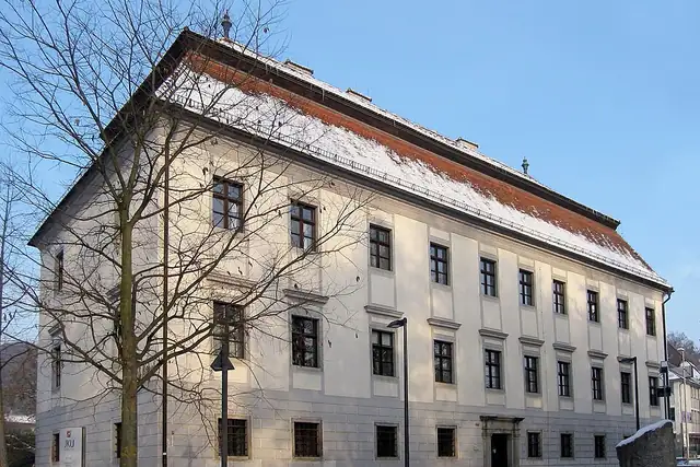 Schloss Auhof – Burg oder Schloss, bei Linz