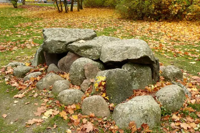 Steinkiste von Anderlingen – Megalith, 16 km von Bremervörde