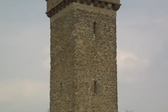 Flounders' Folly – Aussichtsturm, 16 km von Loughton