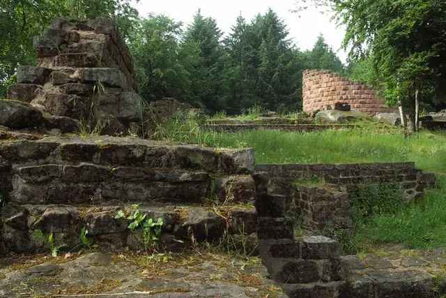 Steinenschloss – Ruine, 7 km von Pirmasens
