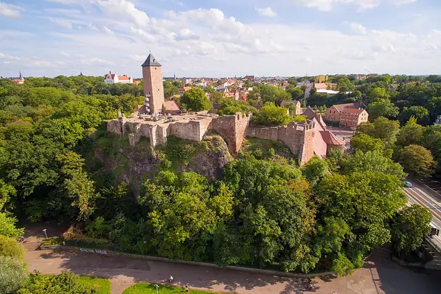 Burg Giebichenstein - Oberburg – Burg oder Schloss, bei Halle (Saale)