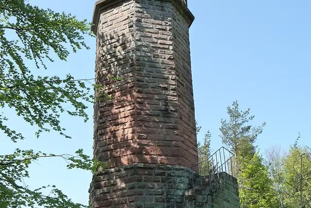 Schänzelturm – Aussichtsturm, 10 km von Neustadt an der Weinstraße