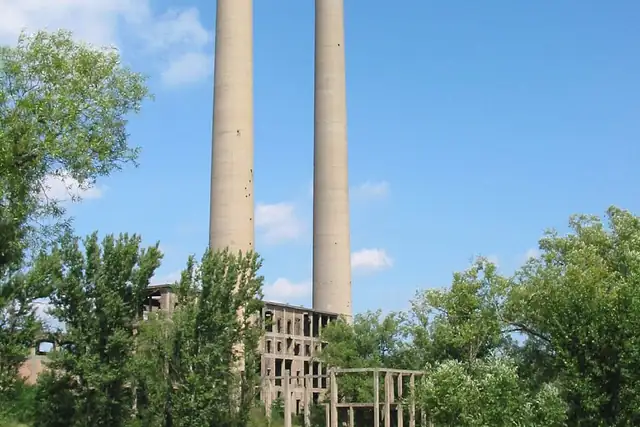 Kraftwerk Vogelsang (Wernerwerk) – Ruine, bei Eisenhüttenstadt