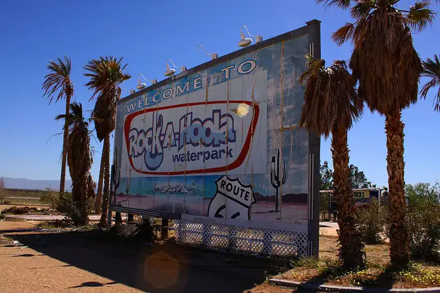 Rock-A-Hoola Waterpark – Ruine