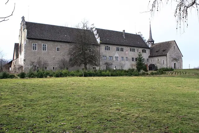 Ritterhaus Bubikon – Burg oder Schloss, bei Jona