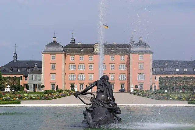 Schloss Schwetzingen – Burg oder Schloss, bei Schwetzingen